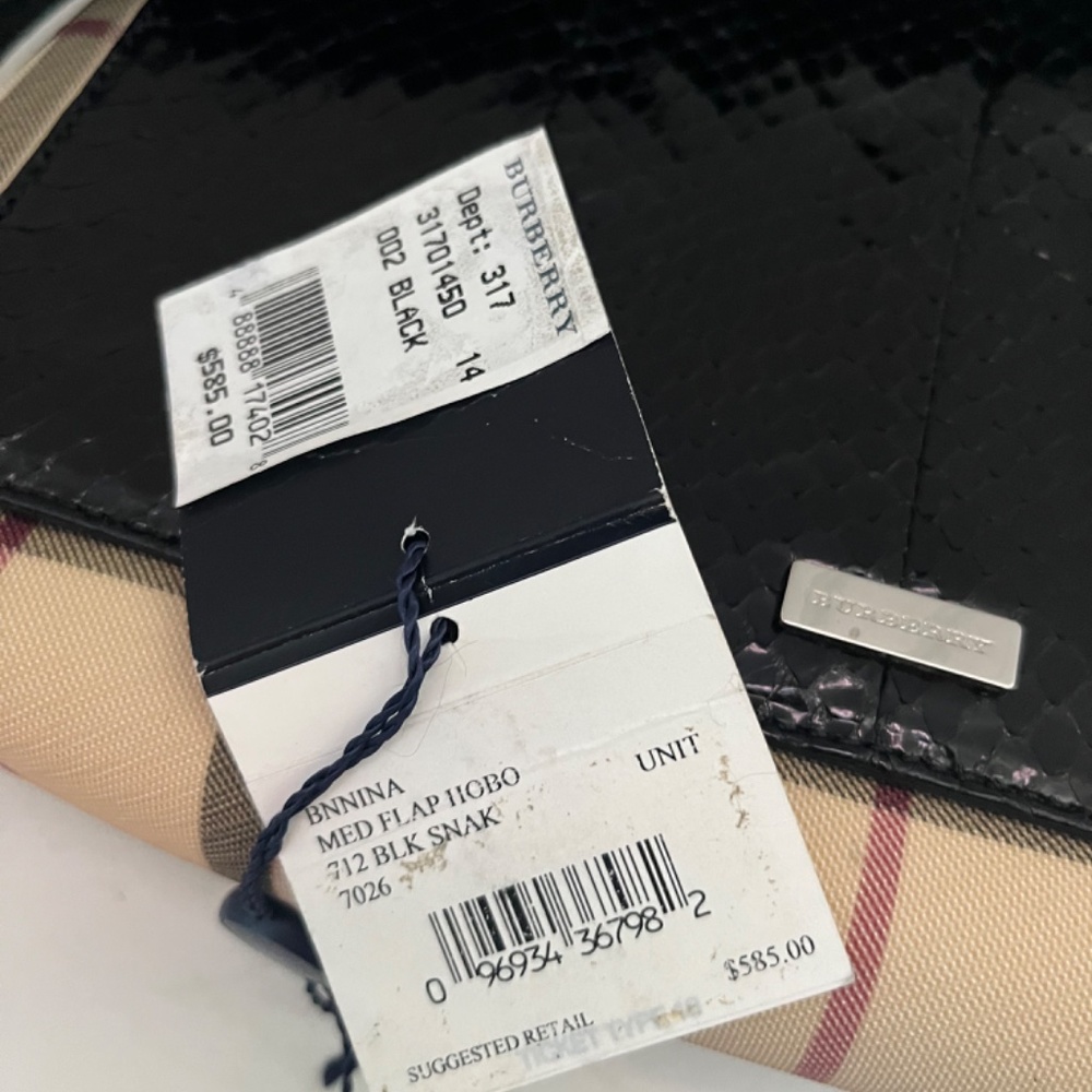 Burberry hobo - Picture 6 of 10